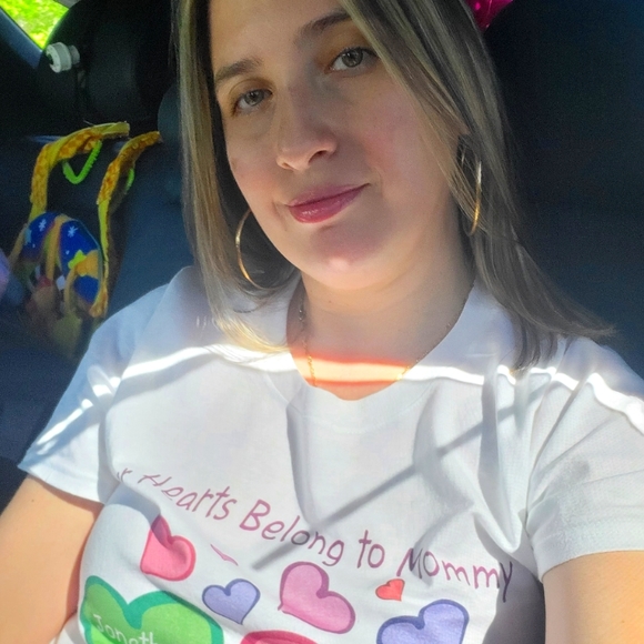 Meet your Posher, Gigi - Picture 1 of 1